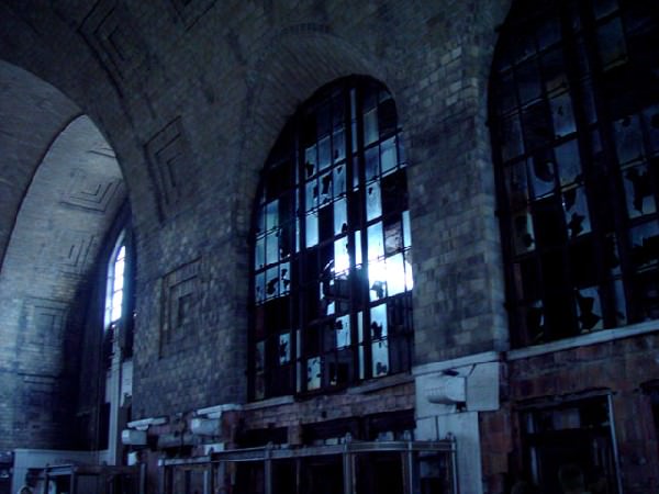 Concourse Windows