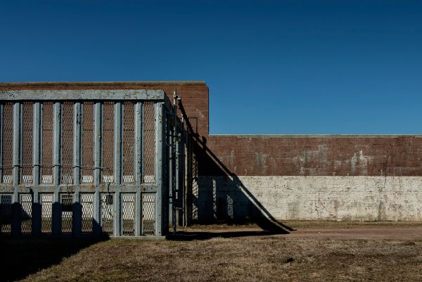 Gate