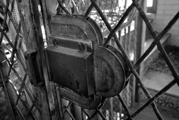 Keyhole