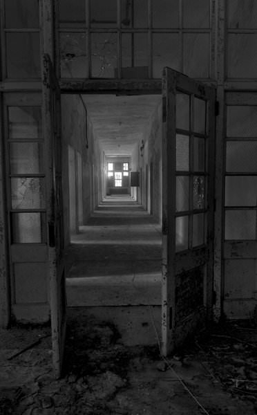Ward Entrance