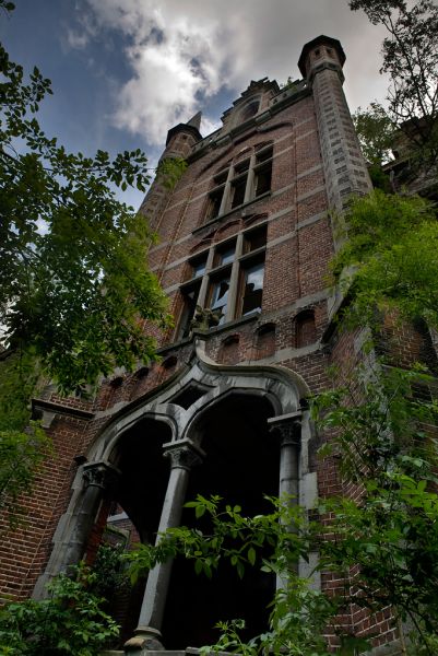 Château de Mesen History