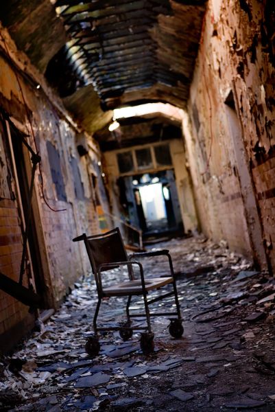 Lone Commode