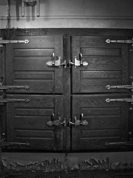 Morgue Doors