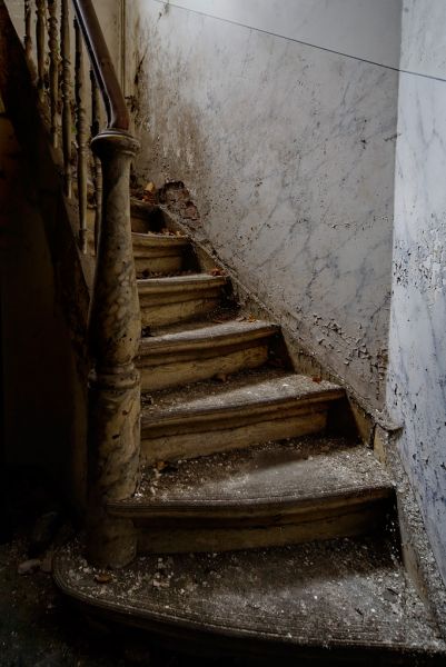 Narrow