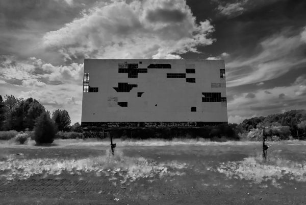 Widescreen