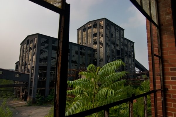 Breaker View