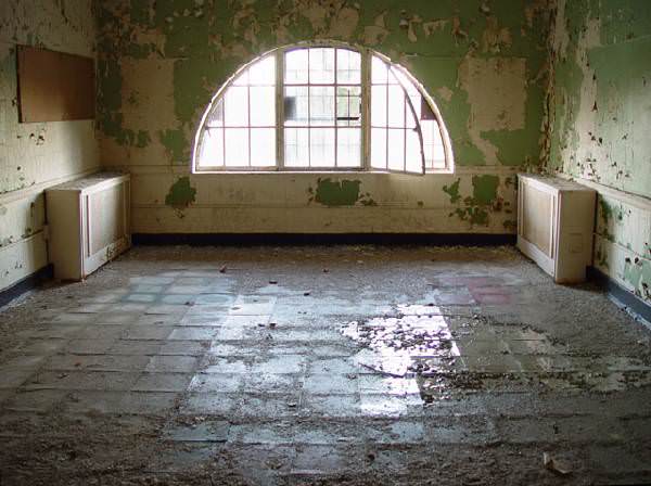 Crescent Window