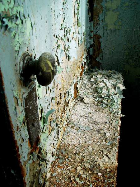 Counter-Door