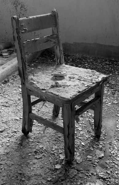 Peeling Chair