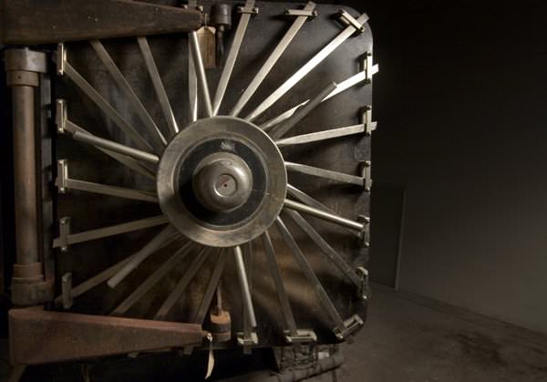 Giant Autoclave