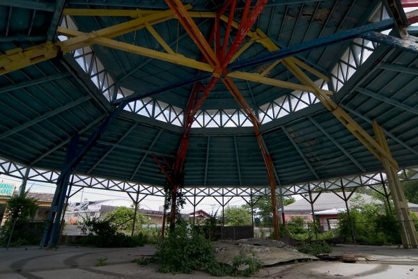Inside the Carousel