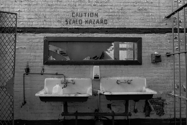Scald Hazard - Sinks
