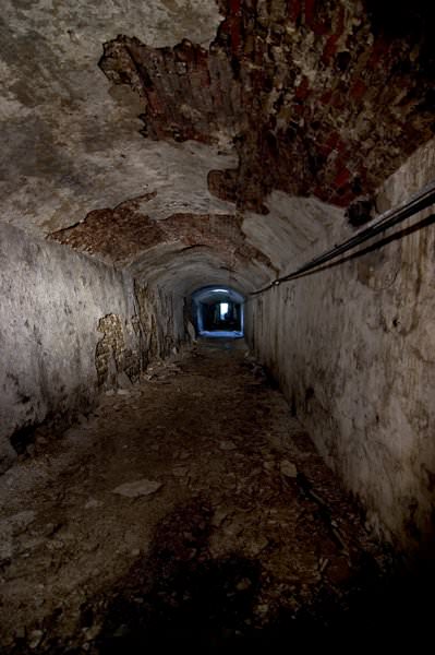 Tunnel