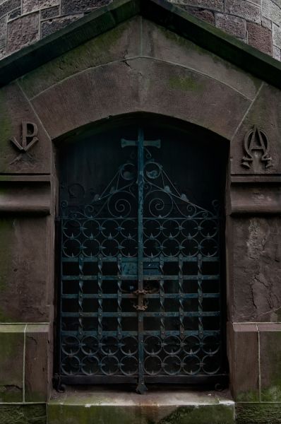 Gate