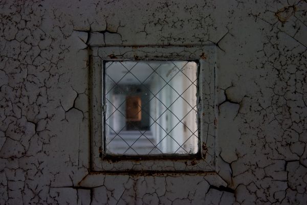 Fissure