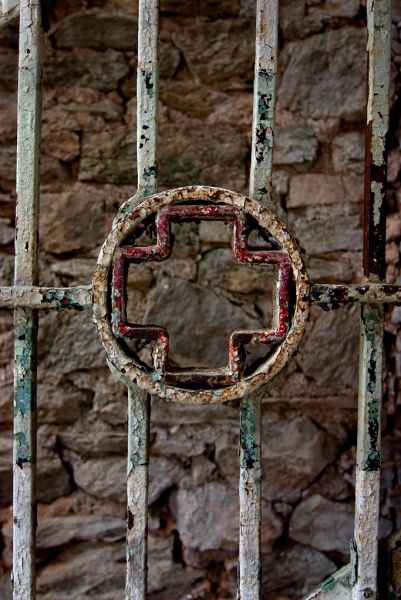Cross
